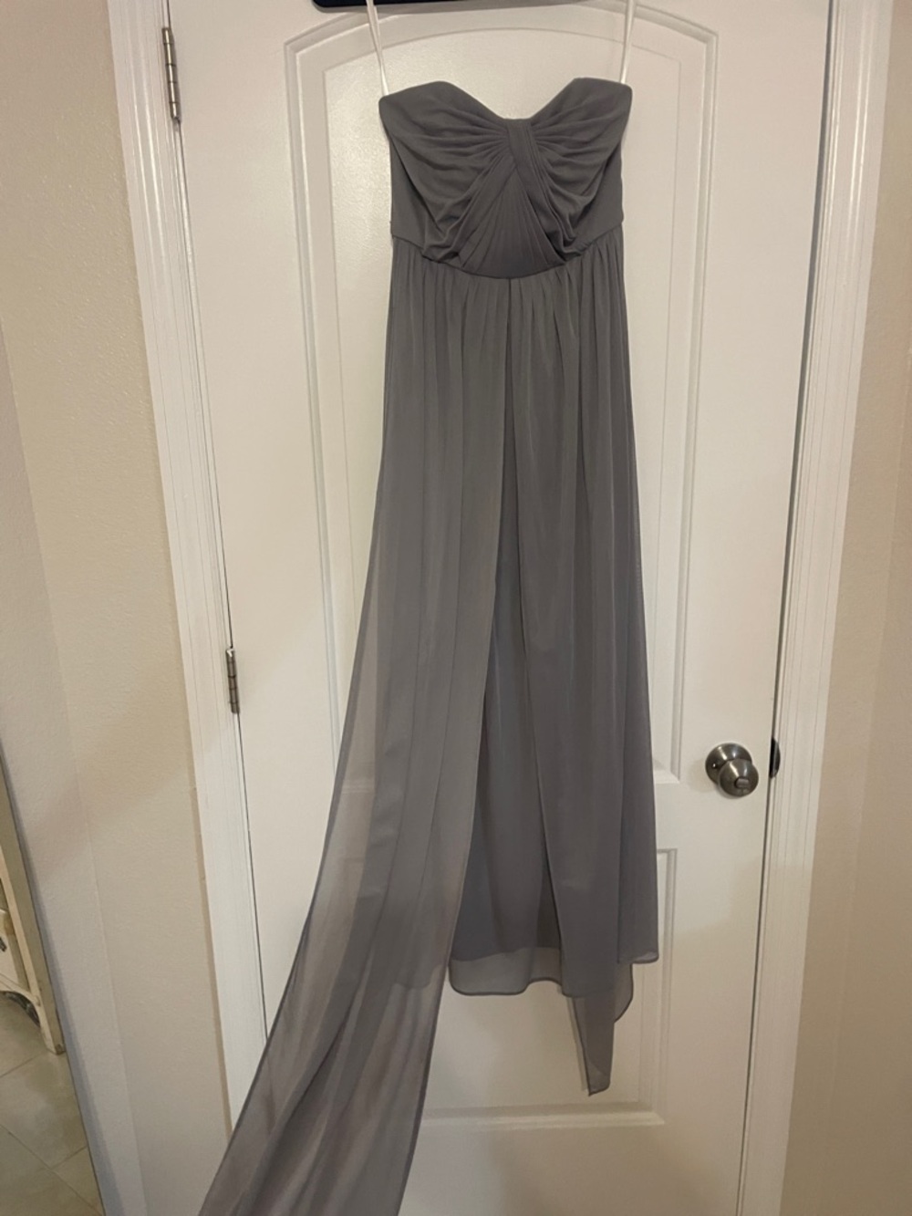 David’s Bridal Strapless Gray Chiffon Evening Dress size 0